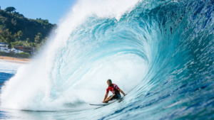 Billabong Pro Pipeline : un premier jour spectaculaire
